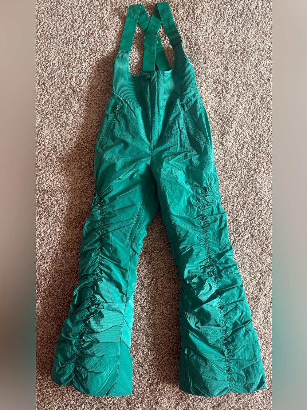 NWT Movement Lift Laugh Love Ski Jacket and Bibs. Green Glow. Sz: Small